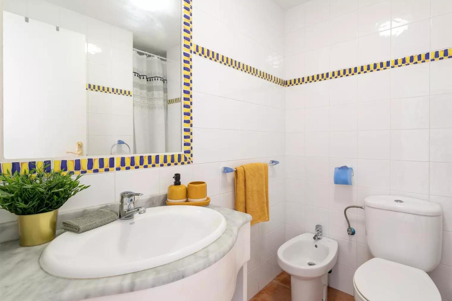 מוטקסאמל "Servall Host" Alicante 2 Piscines Et Parking Prive מראה חיצוני תמונה